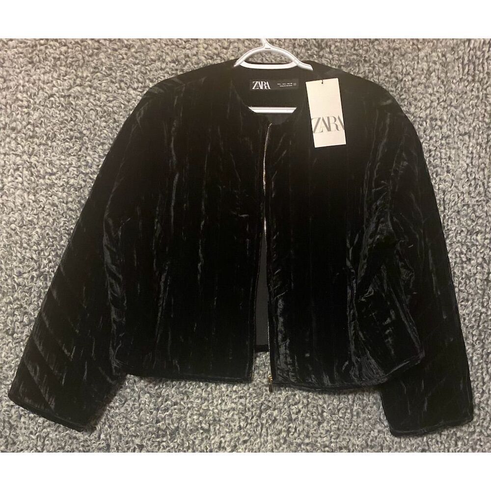 ZARA Women's Black Quilted Velvet Jacket Size M Mid-Length Casual